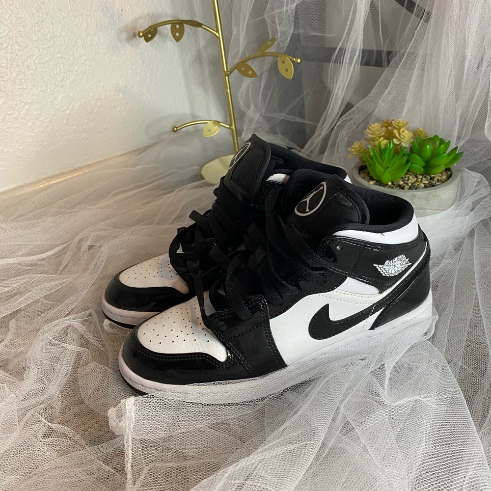 Jordan 1 Low *NO BOX*